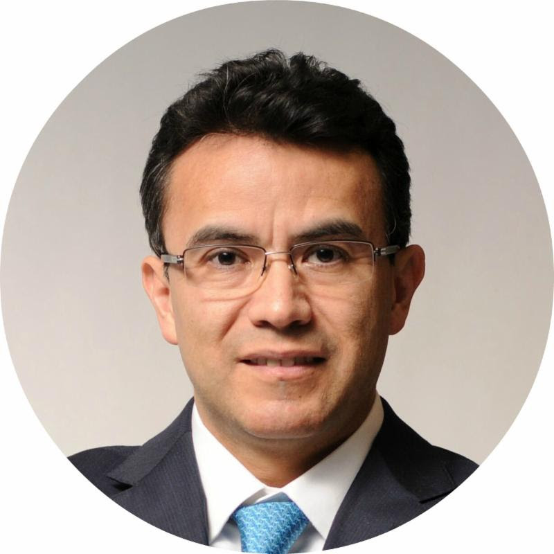 Headshot of a speaker at the Energy Access Investment Forum in Lisbon